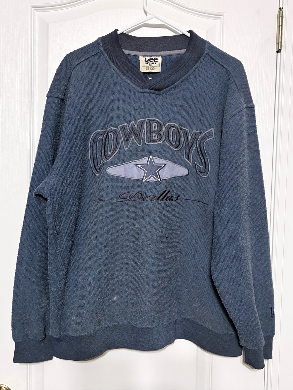 VTG 90s Lee Sport Dallas Cowboys Embroidered V Neck Sweatshirt Blue Men’s Medium